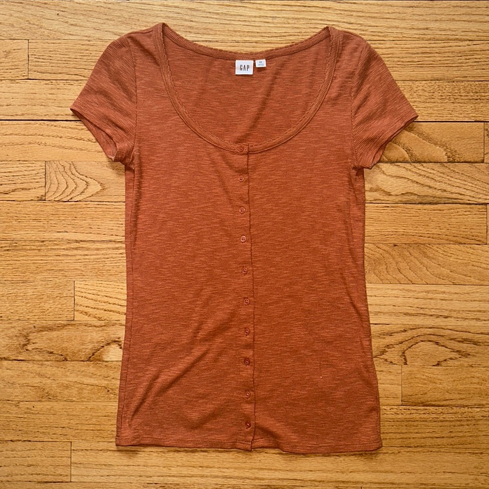 GAP Ribbed Top size: XS